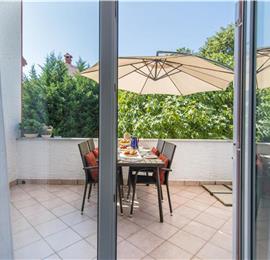 4 Bedroom Villa with Pool and Annex near Porec, Sleeps 8